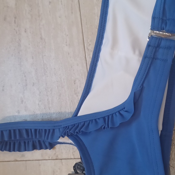 NWT Tommy Hilfiger Blue Ruffled Bikini Top - Picture 8 of 10